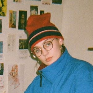 Meet your Posher, Elodie